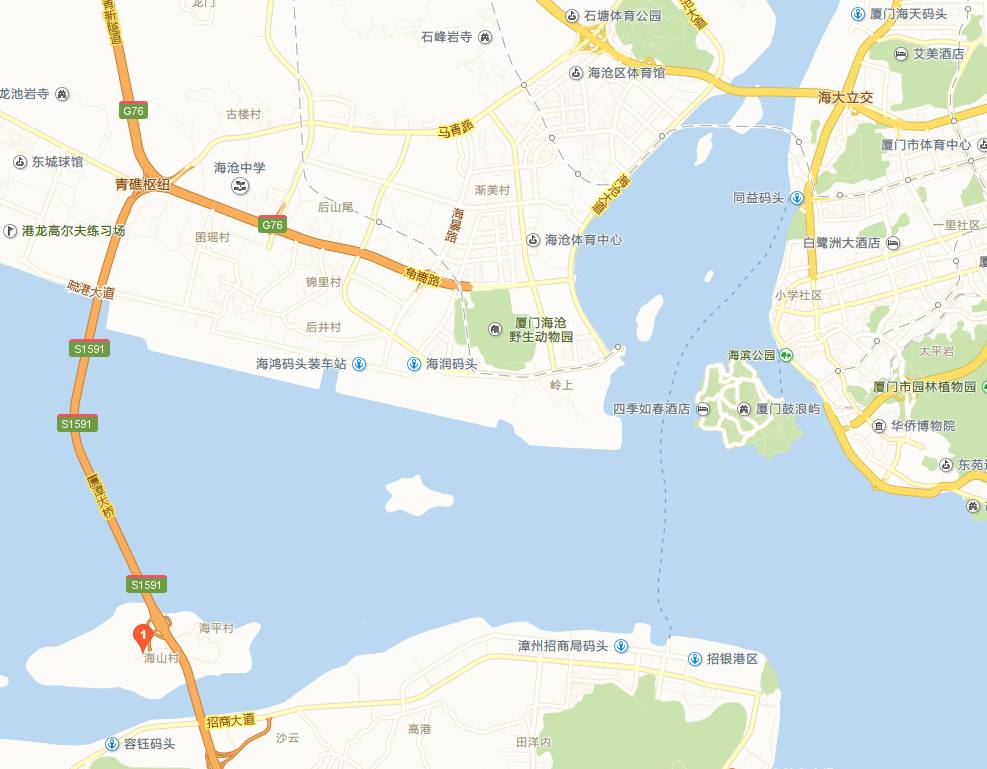 海门岛位于龙海市浮宫镇,是一座梭子形海岛,宛如是九龙江口的一颗