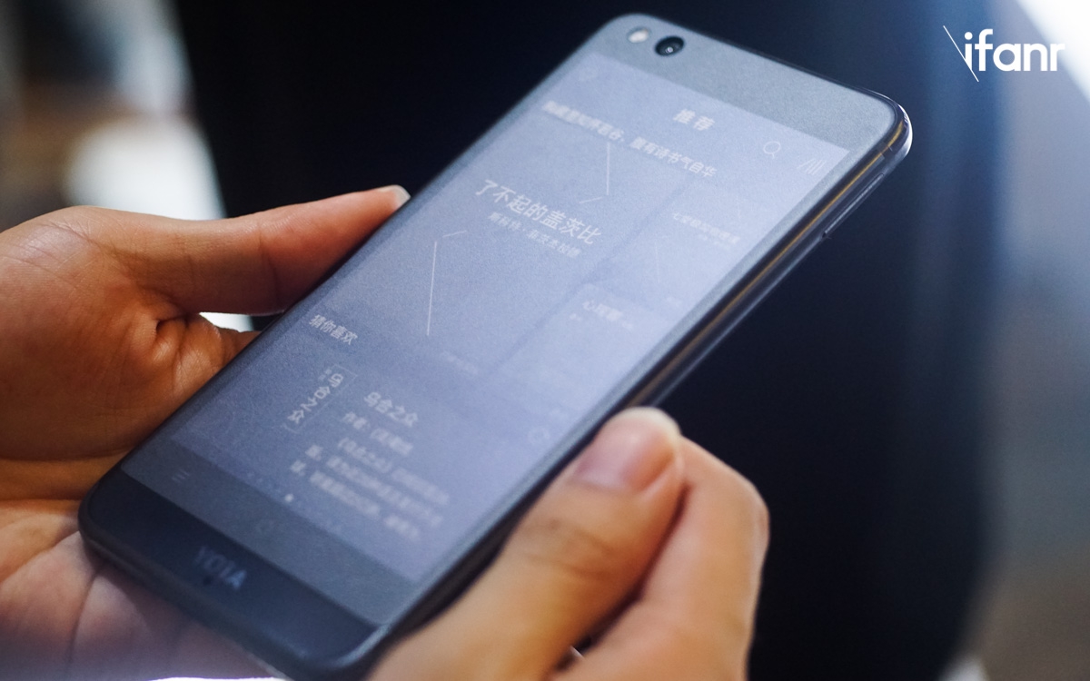 YotaPhone 3 ֣Ż Kindleѡ˺