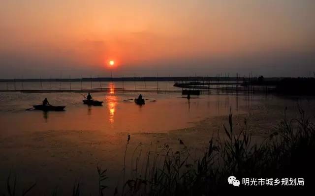 女山湖夕阳西下七里湖的荷塘秀色大美跃龙湖张八岭金银花基地神秘的西