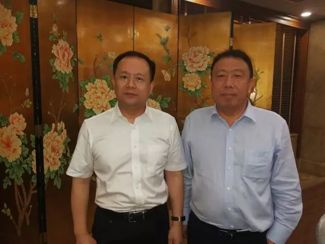 财经 正文  随后,吴志雄董事长代表南威软件集团与海南省工业和信息化