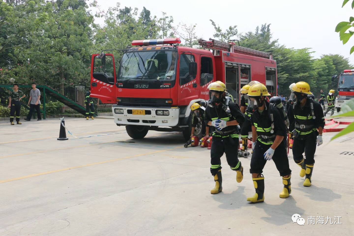 九江镇专职消防队获区消防业务技能比武第一名