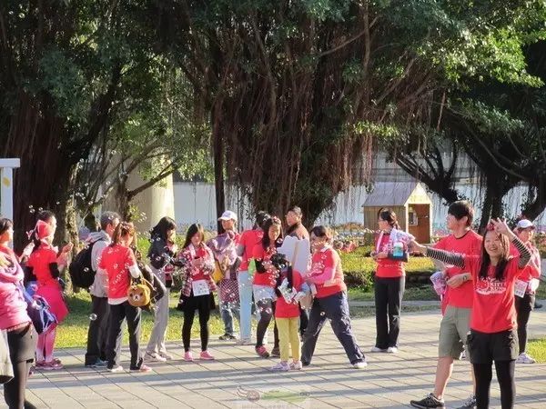 九游会老哥俱乐部风靡全球的Hello Kitty Run来魔都啦！超爱の最萌路跑！国庆开跑！(图12)