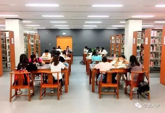 宁波大学真诚图书馆,周亦卿综合体育楼启用