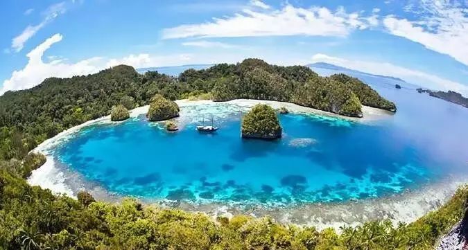 (raja ampat),有米苏尔岛(misool),萨拉瓦蒂岛(salawati),巴丹塔岛