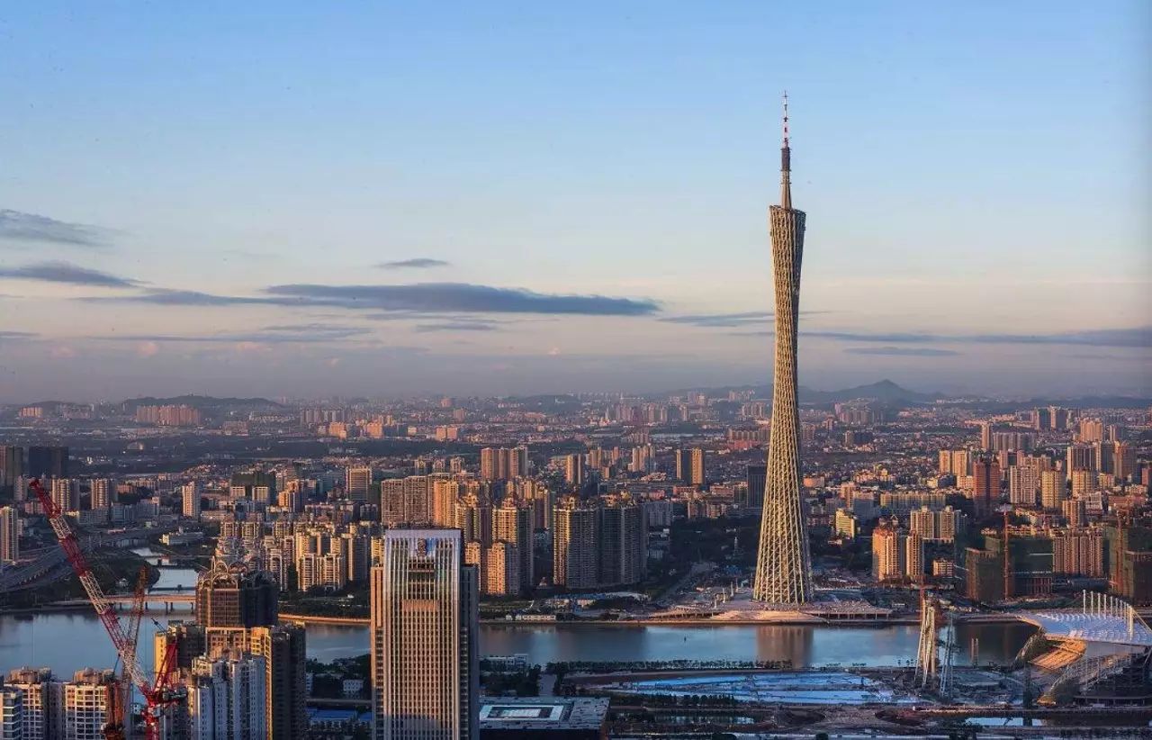 近三年 深圳地区的经济总量_深圳经济特区(3)