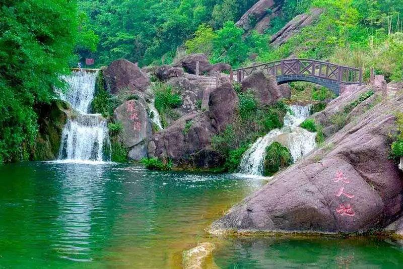 京山绿林山风景区