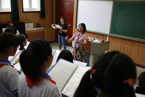 立德树人铸就自信未来—二十中学高水平通过天津市义务教育学校