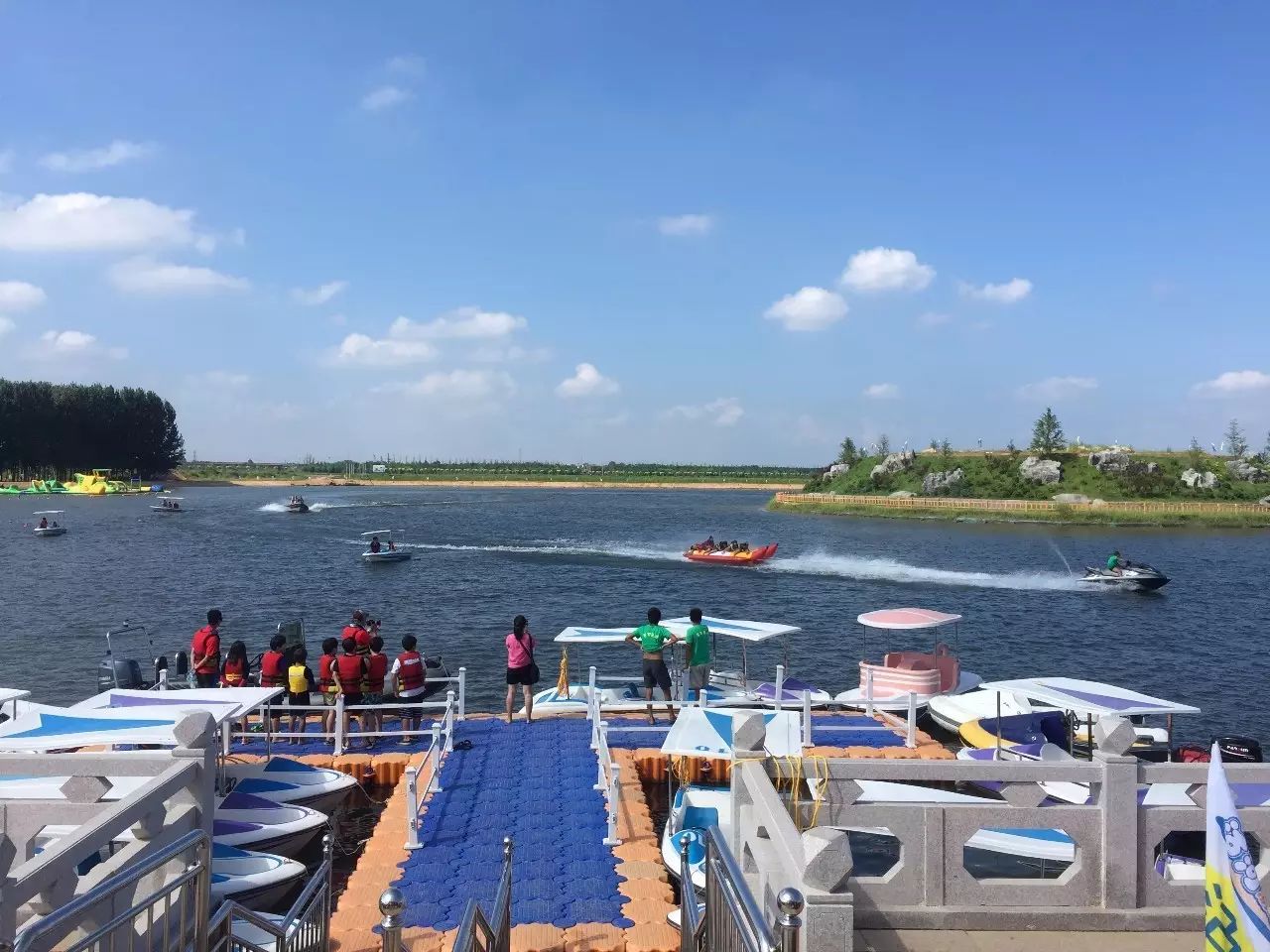 9:00 开幕式  莱西市北京路紫悦府南大门 9月23日 9:20 大沽河休闲