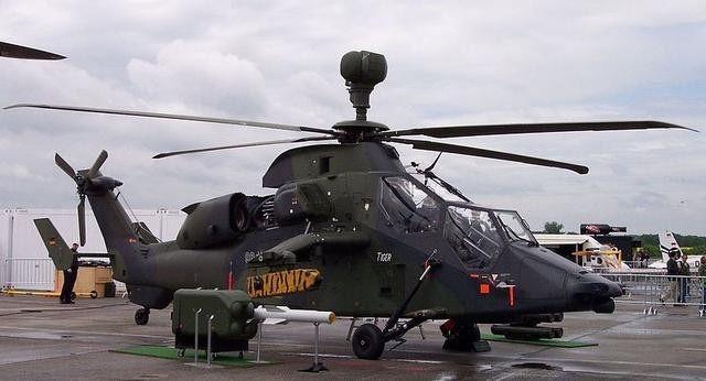 该机的出现结束了中国长期依赖用法国海豚机型改装兼职武装直升机的