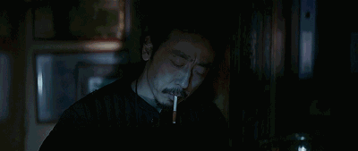 李丰田,黑道专业杀手,标志是喜欢把烟倒过来抽. 安静沉默,不喜说话.