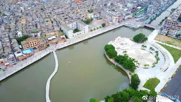 财经 正文 除了云湖公园整治和湖东陂涵闸重建工程外,棉湖镇近几年