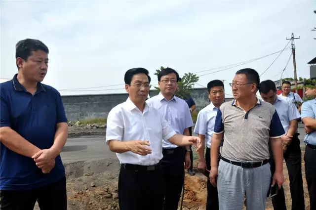 磁县县委书记吴从江调研环境卫生治理,道路重建,"双违"