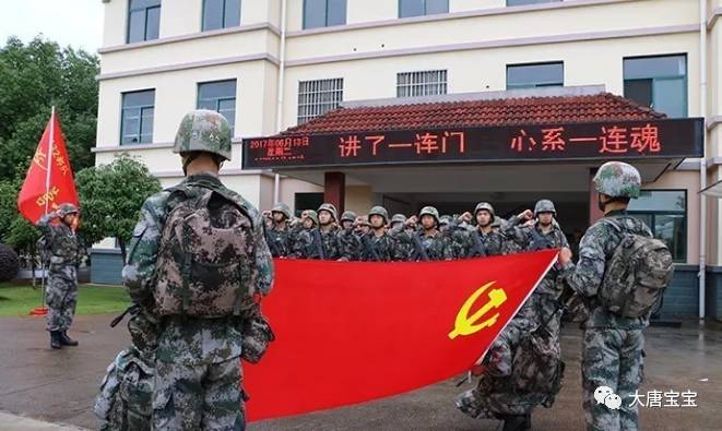 [老兵电影队]老兵讲给新兵的故事,也让我们感动