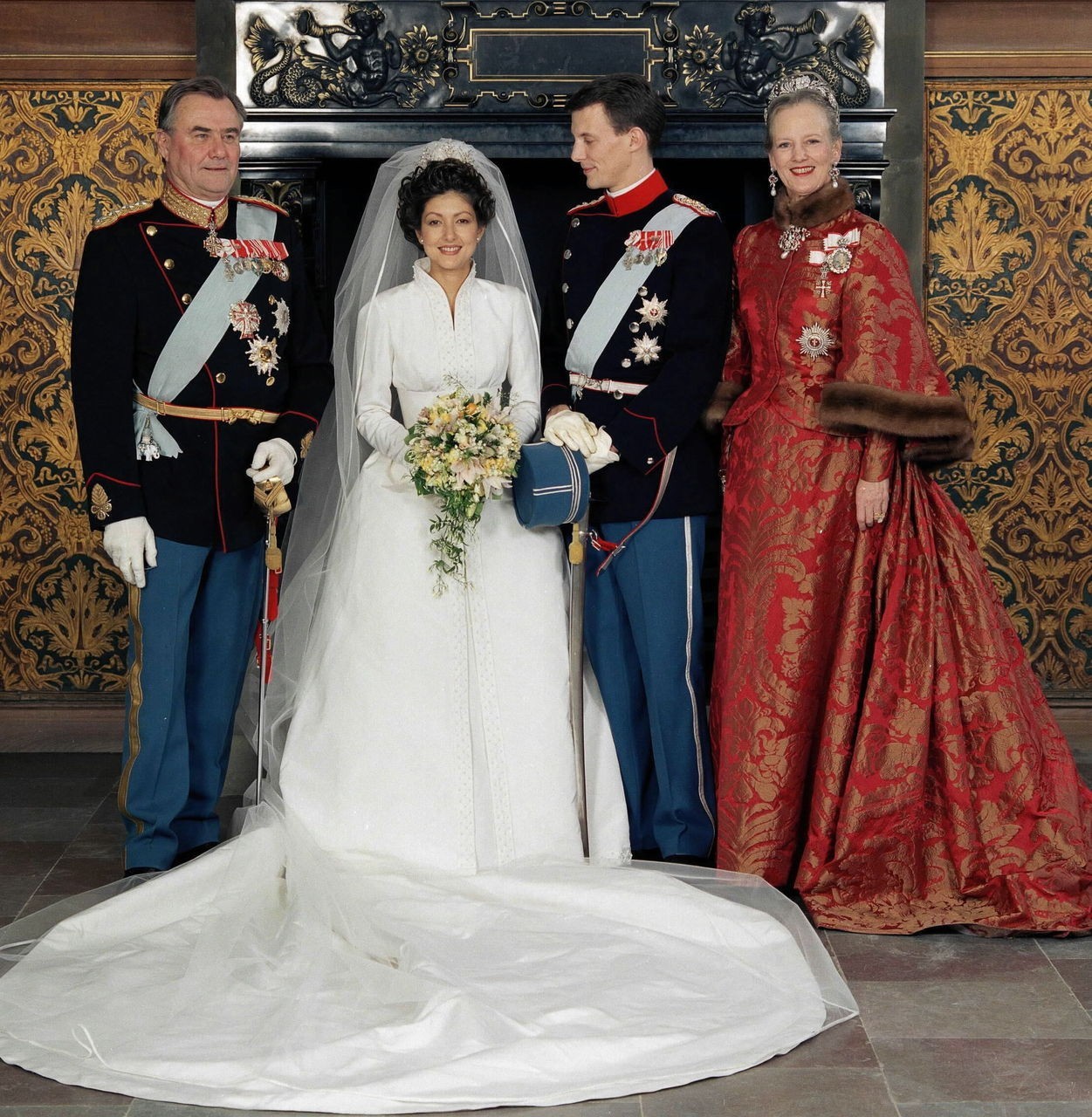 香港平民女孩嫁给丹麦王子,离婚后再嫁27岁小