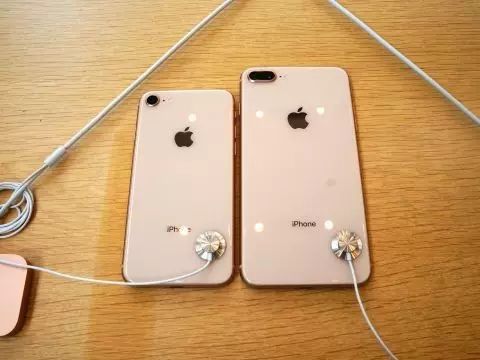 iphone8日本发售第一天,没想到苹果也有今天!