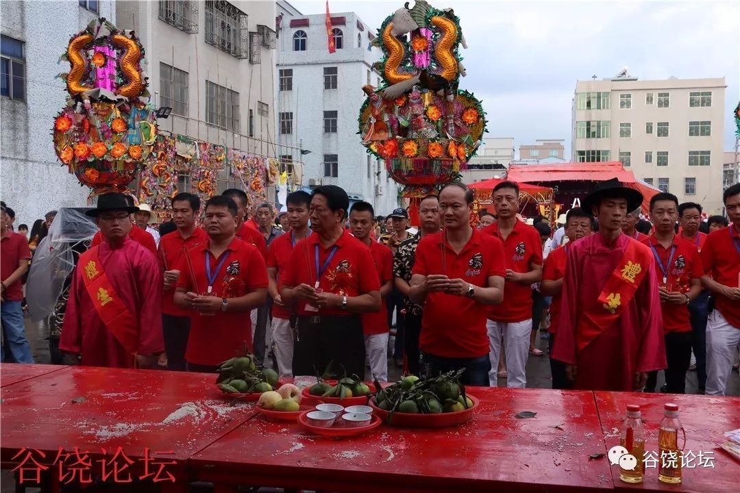 潮阳谷饶东明祭社锣鼓队在本村精彩表演(视频 多图)