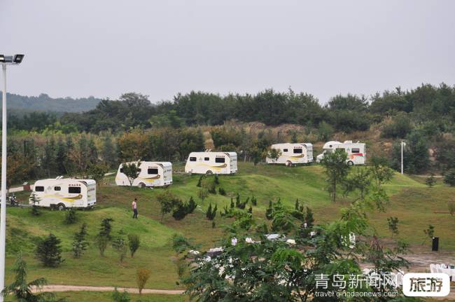 旅游 正文 9月23日下午,青岛藏马山汽车营地举行了盛大的开业典礼