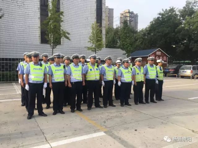 今天濮阳街头到处都是警察!发生什么事了?