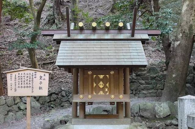 在日本神社愿都不会许,还去什么神社啊!