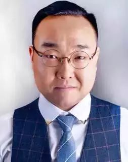 张嘉宇 饰演 朱总音乐剧代表作品《新娘快跑《天龙八部《猫力