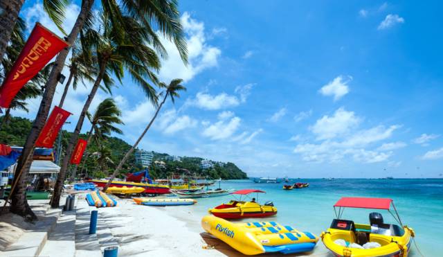 带你去菲律宾长滩岛 浪漫畅享游 白沙滩 是菲律宾长滩岛沙质 最细 最
