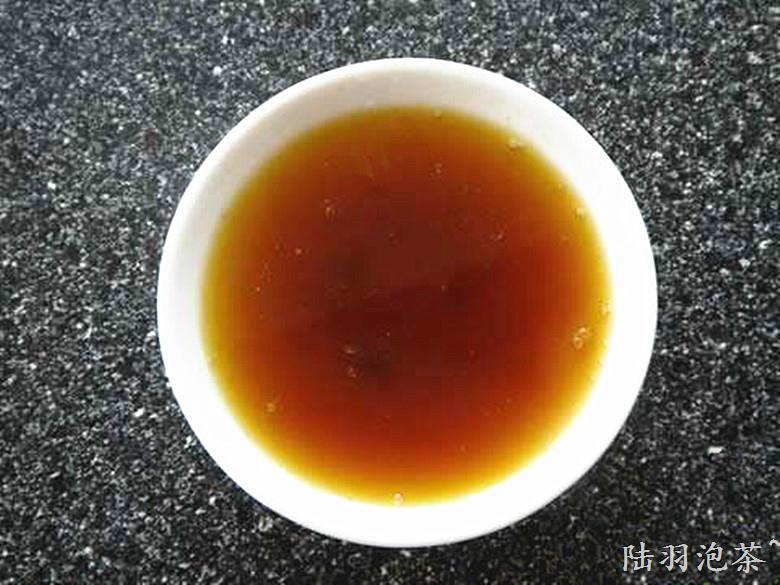 茶汤变浑浊?我可能买到了假的茶叶?