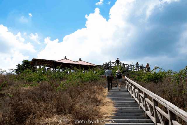 大帽山坐落翔安区北部,具有唐代甘露禅寺,宋代三太子宫,明代抗倭遗址