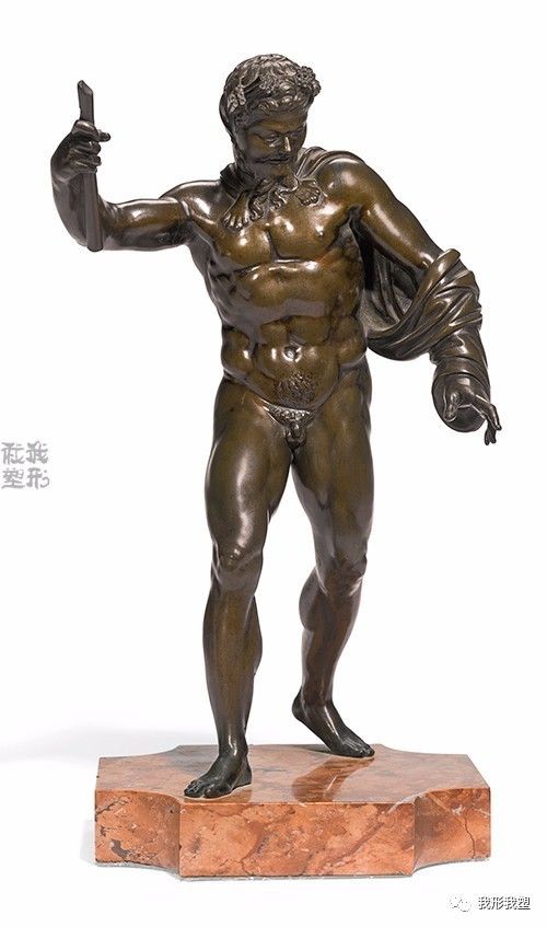 资料男人体雕塑身材健美富有力量感的具象写实肌肉男二