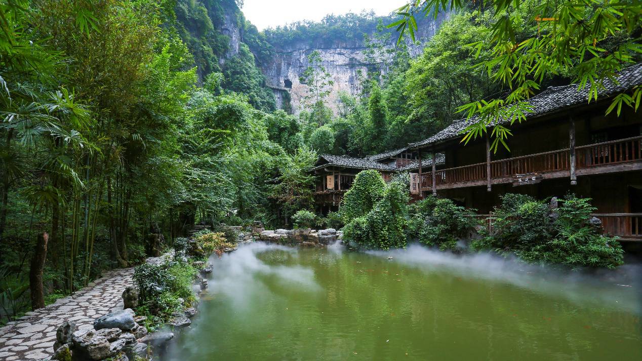 酉阳一年的GDP是多少_酉阳县多少人日(2)