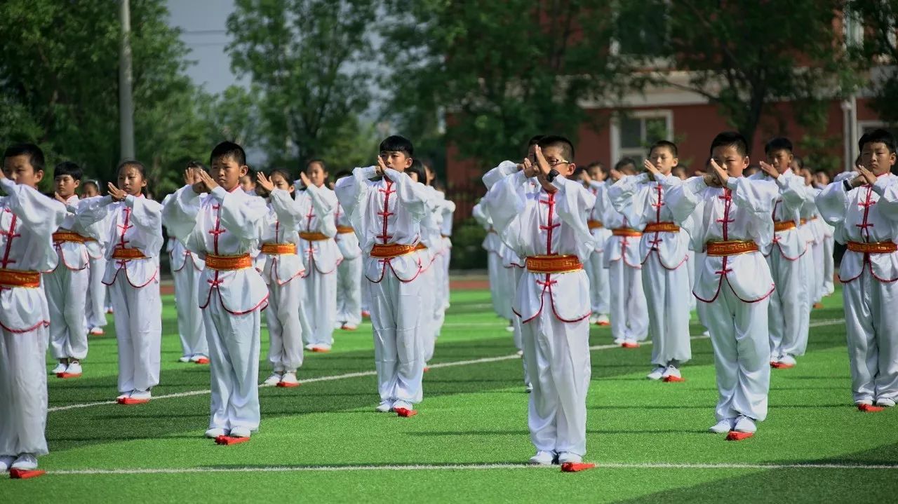 武术传承校园行,南拳北腿师生情——《传承的力量》国庆节篇(大连庄河