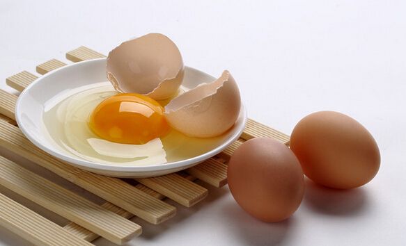 先吃蛋白还是先吃蛋黄宝宝6个月后可以吃鸡蛋了吗