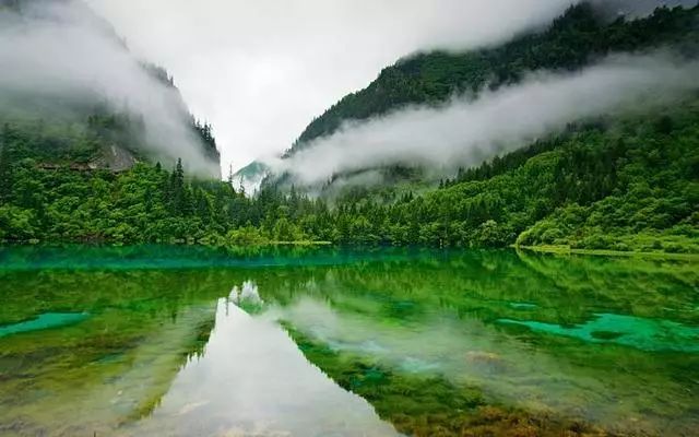 不得不去的國內十大旅游景點(圖2)