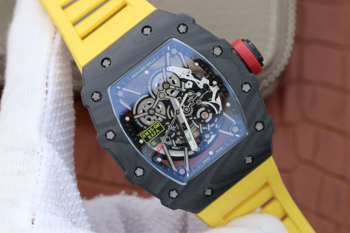 男士手表,自动机械机芯,透底 型号具体信息:pg16168 理查德米勒rm35