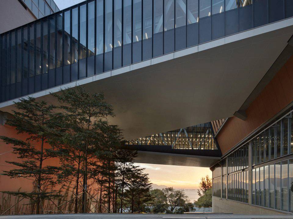 香港珠海学院新校园功能垂直叠加的立体校园