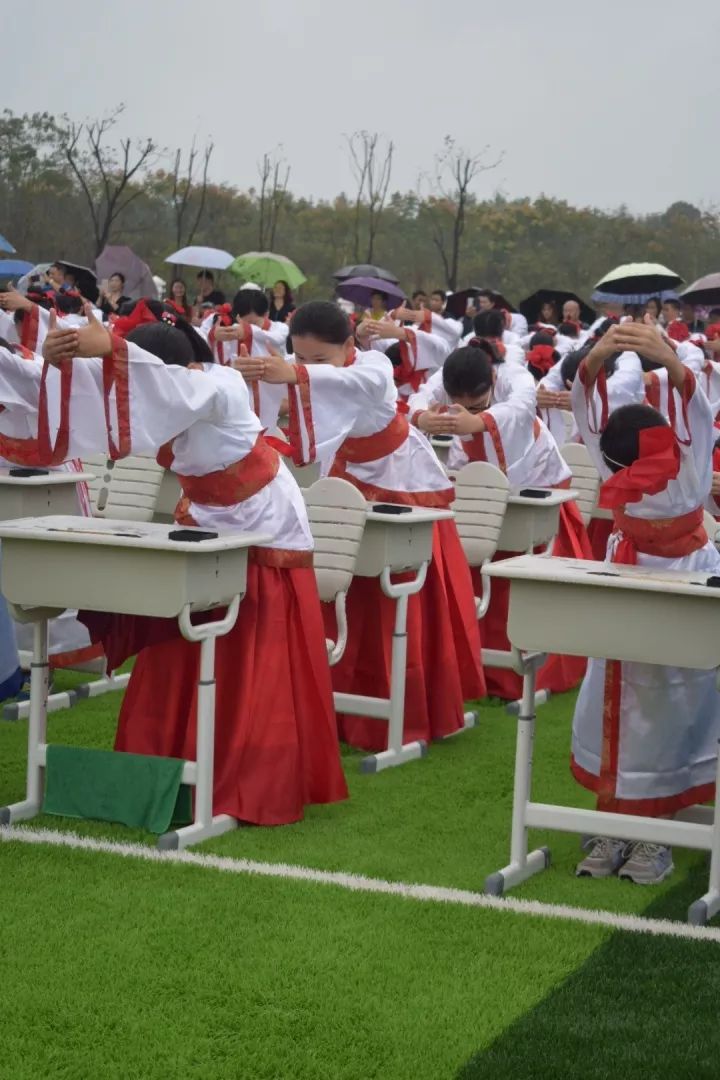 学生行拜师礼