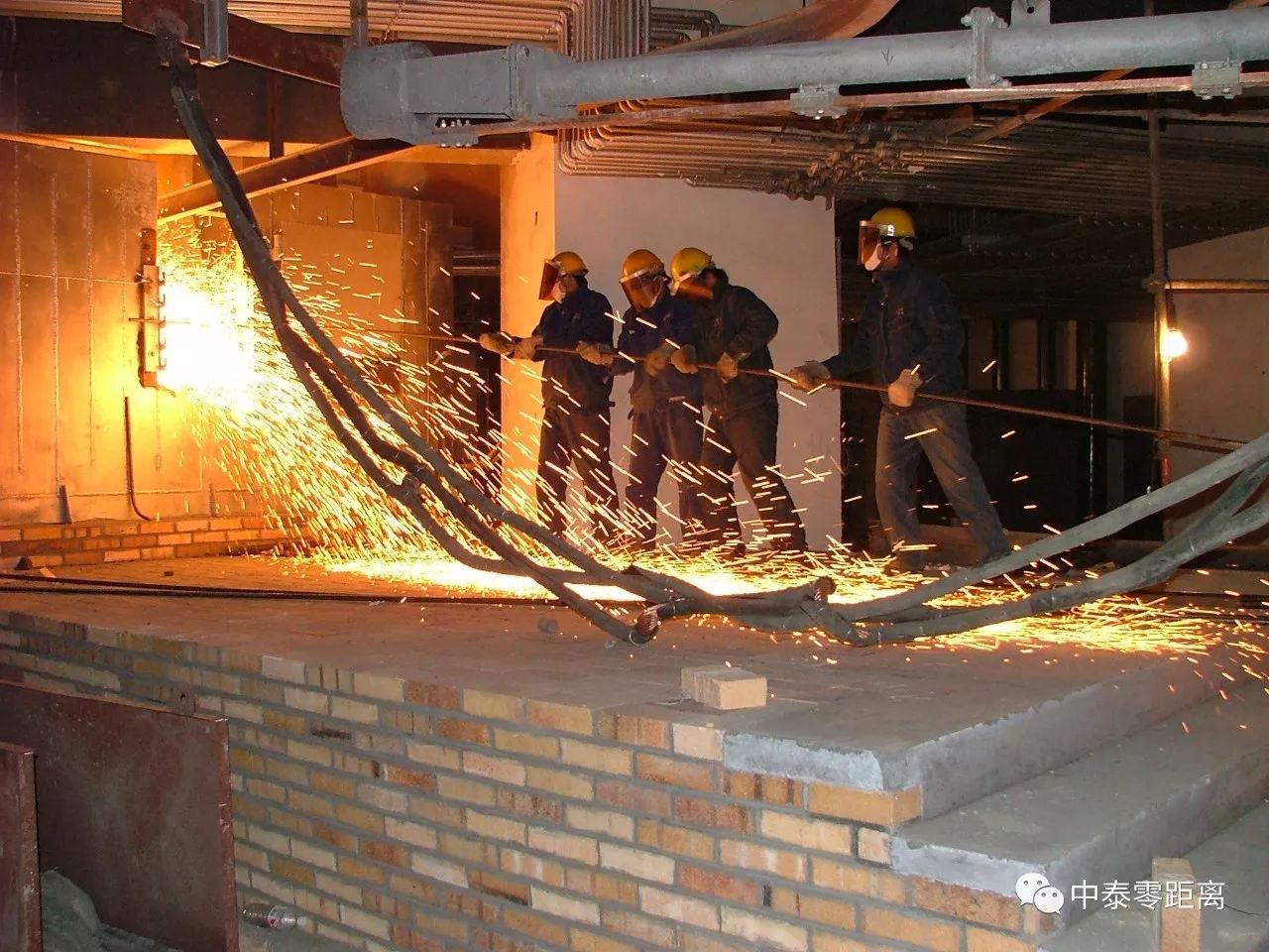 中泰头条坚决坚定关停环鹏后峡基地电石厂确保今冬明春后峡基地辖区