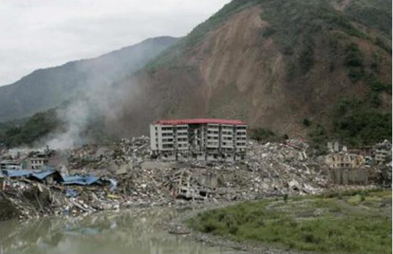 四川汶川5.12大地震局部现场