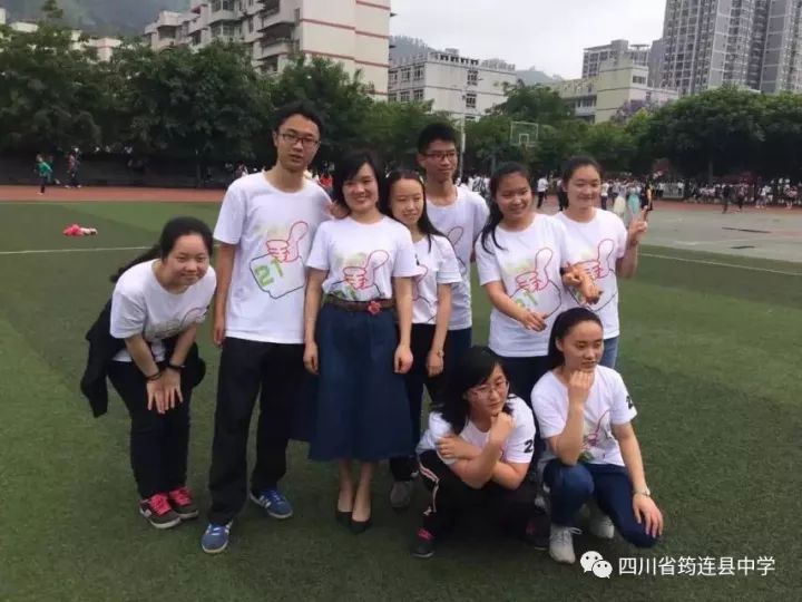 筠连中学的才女老师,居然还是个"女汉子"!