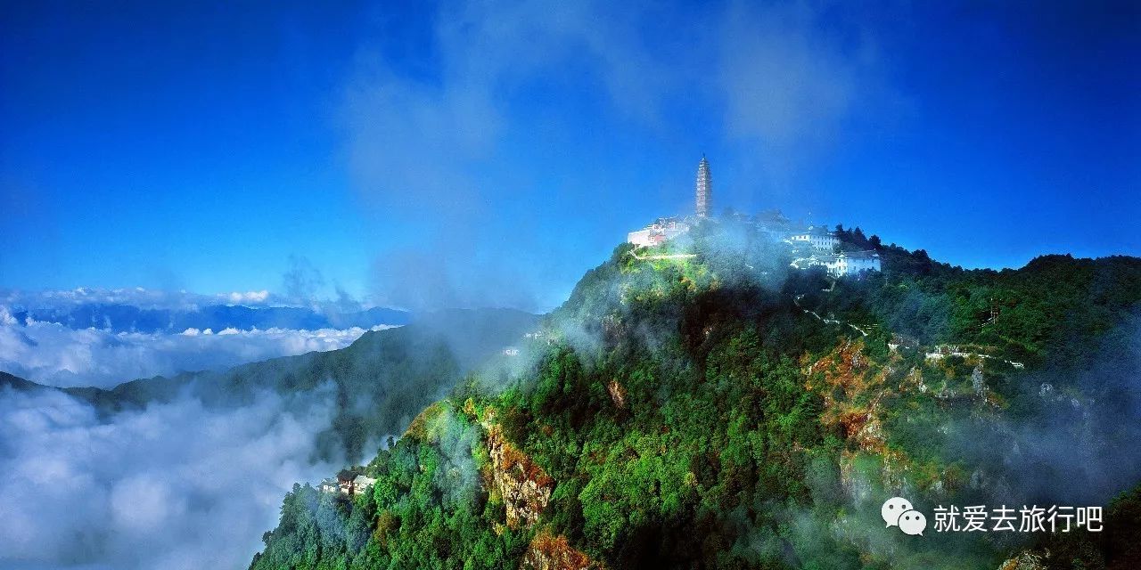 鸡足山,原名青巅山,雄踞于云贵高原滇西北宾川县境内西北隅,西与大理