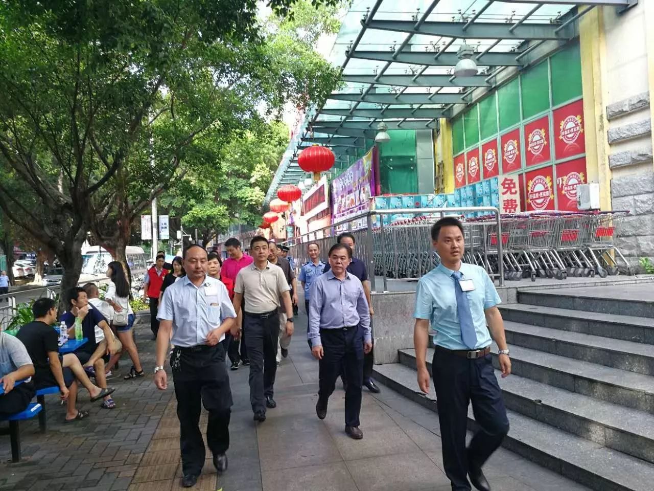 深圳市南山区领导莅临西丽店进行节前安全检查指导工作