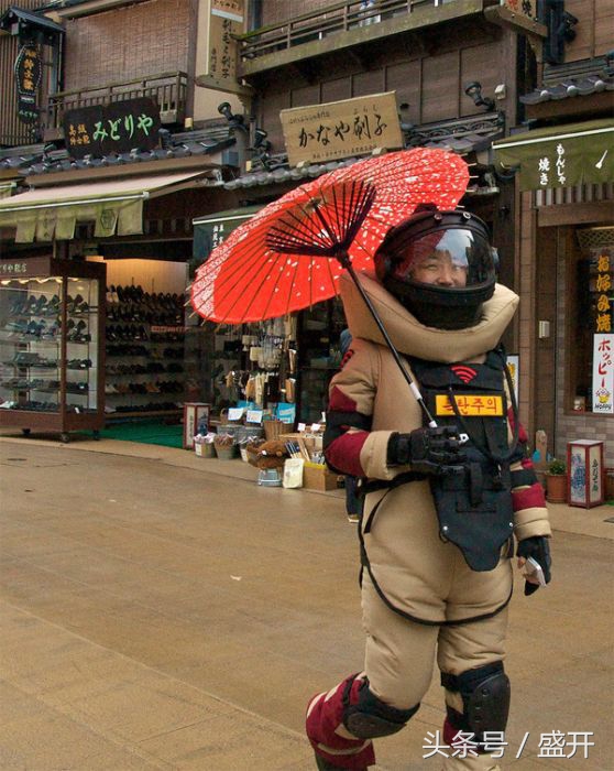 日本街头的怪异人类非常多.