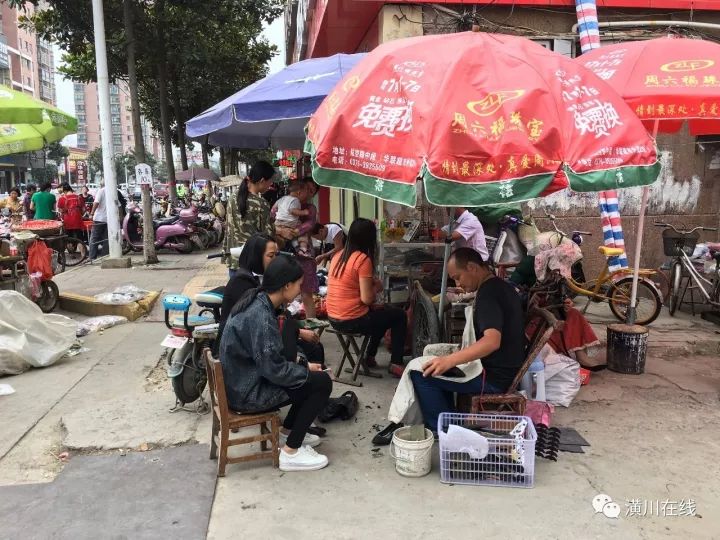 潢川有多少人口_在潢川,一家三口现在要赚多少钱才够花 潢川人看完千万别哭(3)