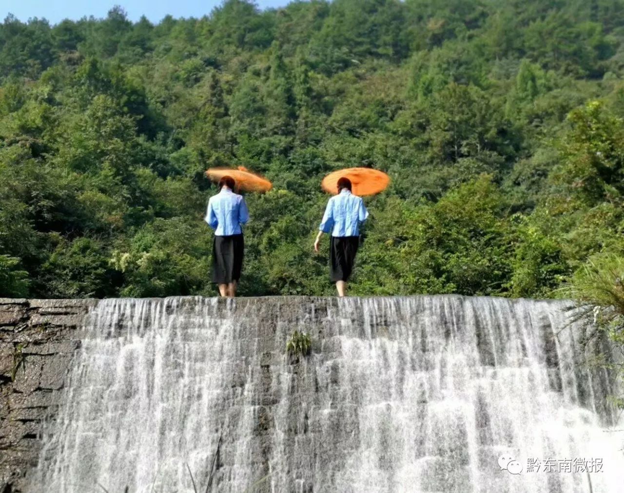 在岑巩境内,有个叫做木召的村寨,当地村民相传古代夜郎国王就住在该村