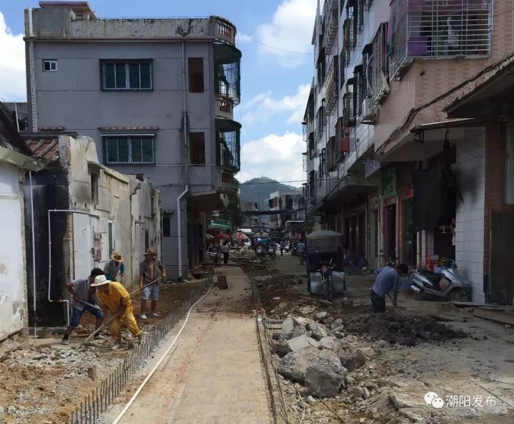 金浦街道梅东村,梅西村联合完成了对林八港路的升级改造工作,拓宽