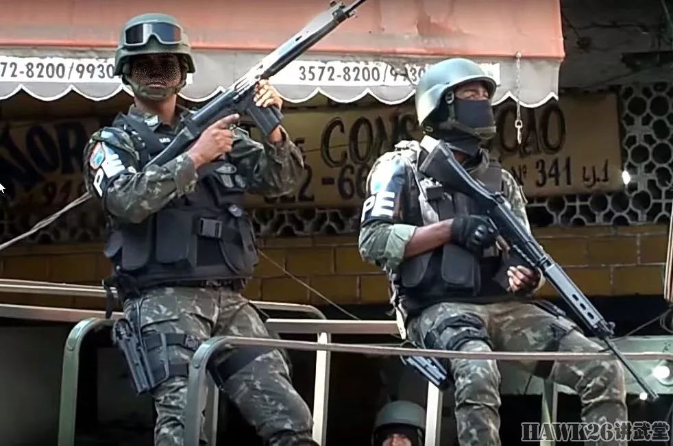 毒品战争 巴西警察和特种部队使用了哪些枪械