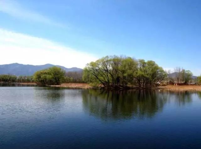 翠湖国家城市湿地公园位于海淀区上庄镇上庄水库北侧,占地面积约157