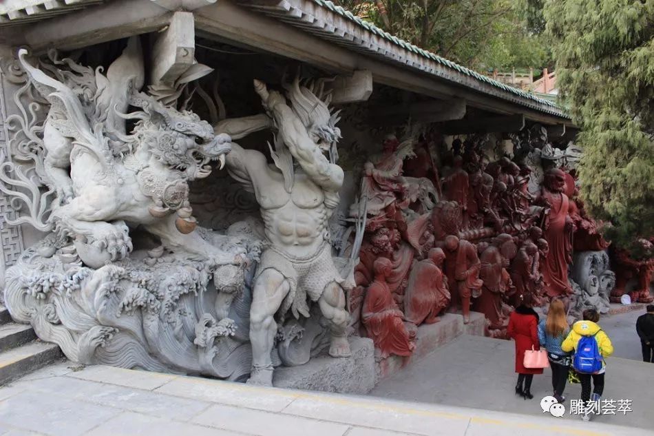 游览四川绵阳的【圣水寺】雕塑艺术家李能胜的五百罗汉