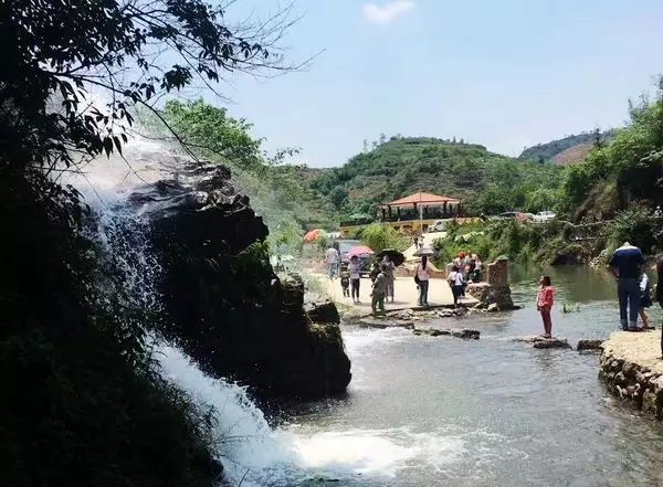 这个国庆黄金周,大方旅游火了!