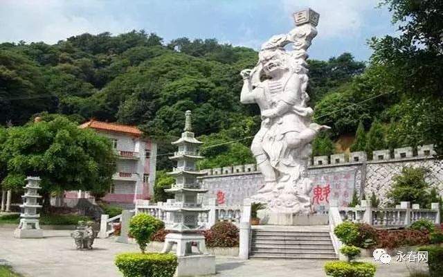 魁星岩地址:永春县外山乡的高山之巅上历史:1250年"天竺寺建于唐朝