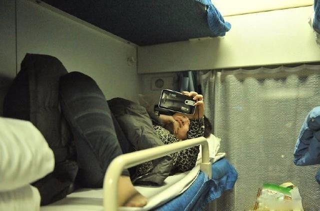 8国火车卧铺,网友:柬埔寨是出来搞笑的